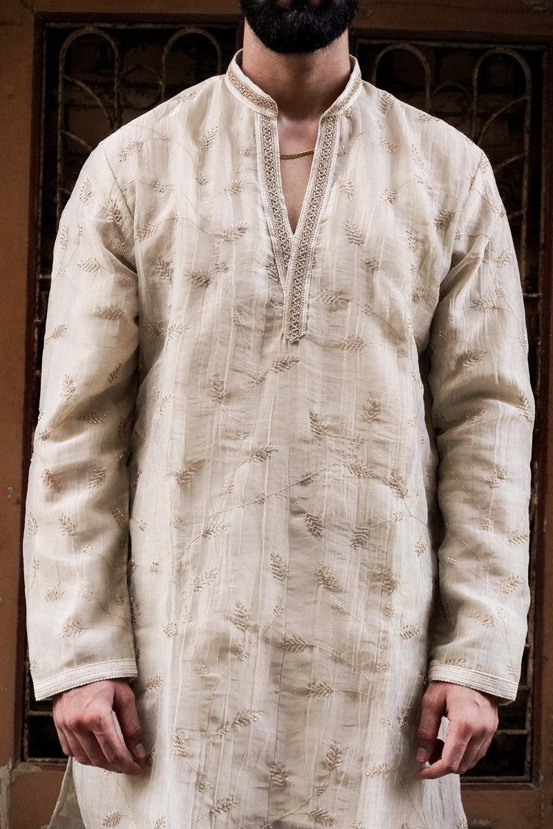 Ivory Textured Embroidered Kurta