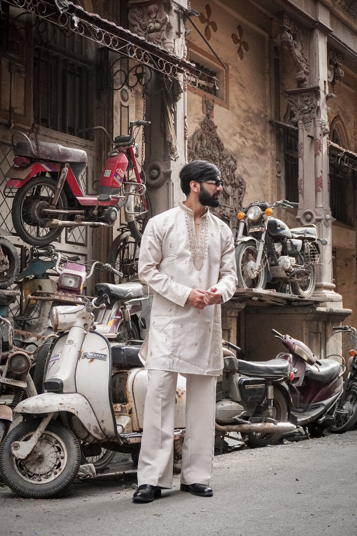 Abeer Ivory Kurta