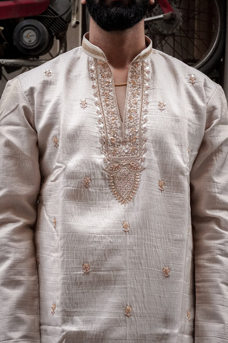 Abeer Ivory Kurta