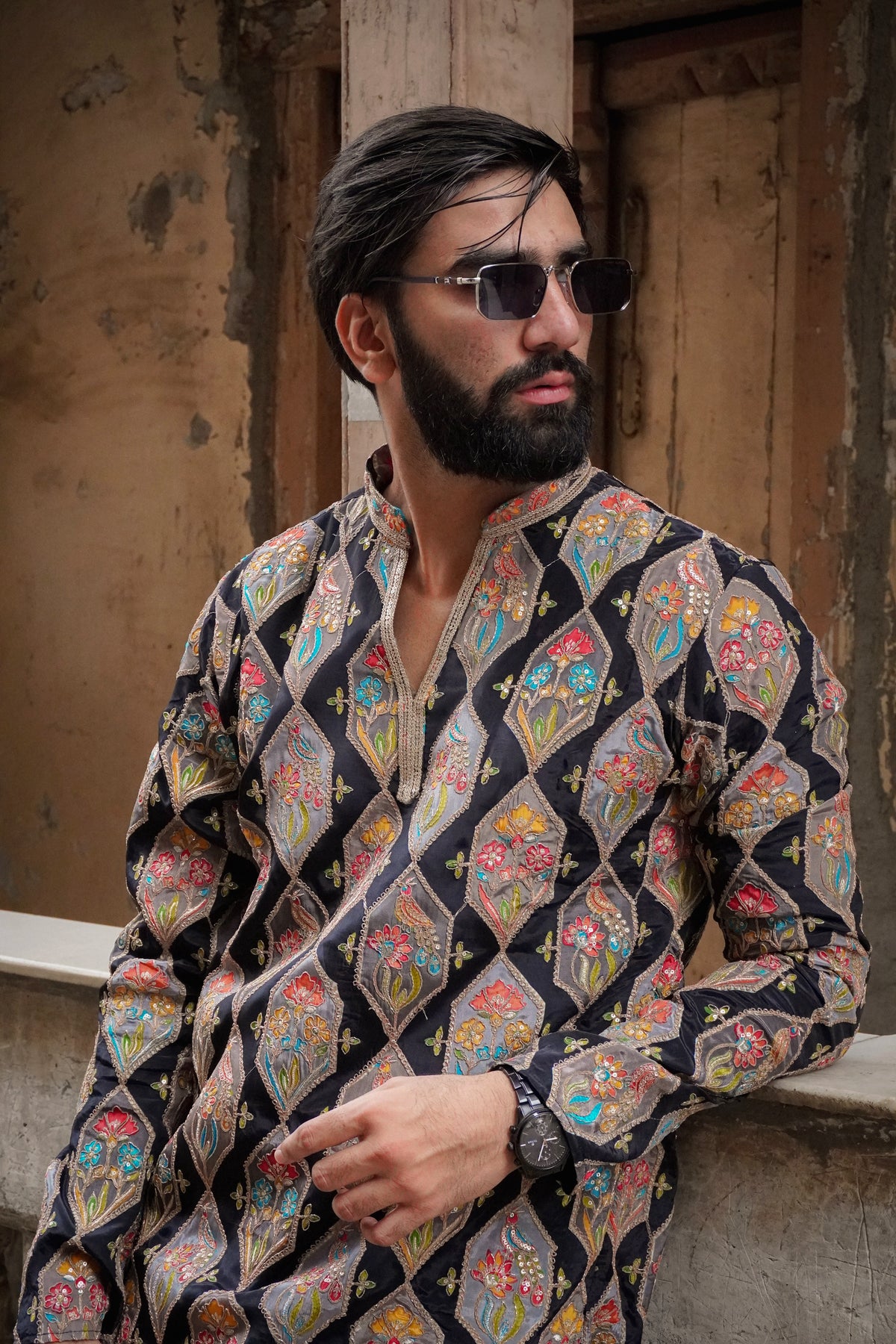 Black Diamond Floral Embroidered Kurta
