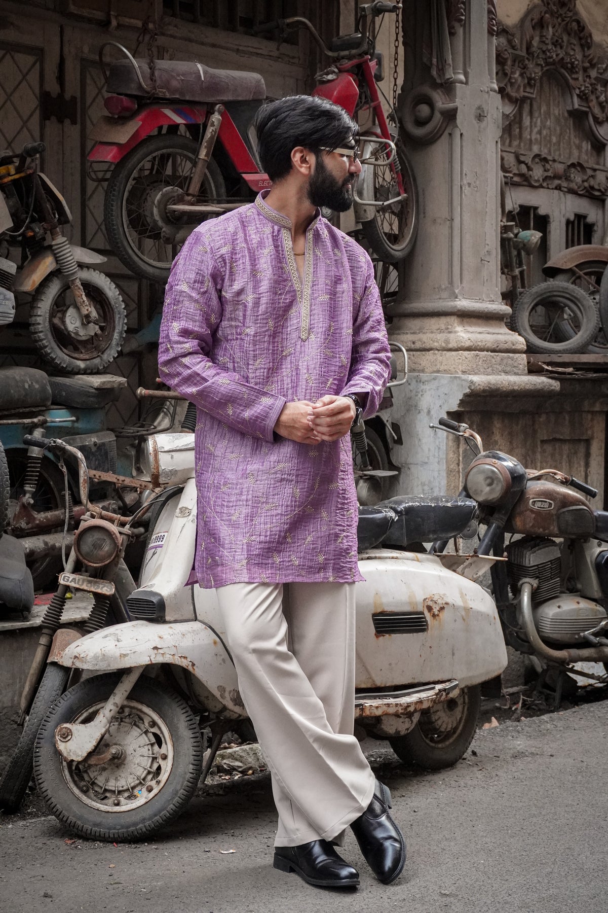 Lavender Textured Embroidered Kurta